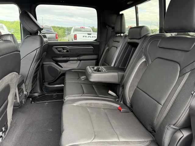 Nuevos RAM RAM 1500 à Estados chez autogozo