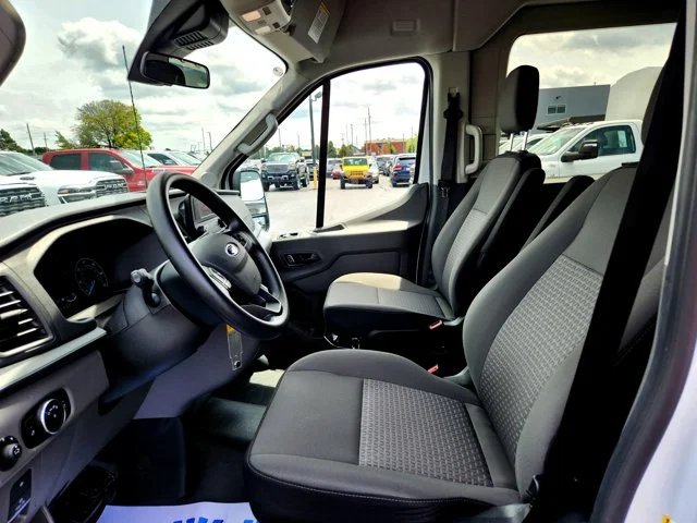 SEMINUEVOS FORD Transit-350 Passenger Van at Columbus in Bob Caldwell Chrysler Jeep Dodge Ram