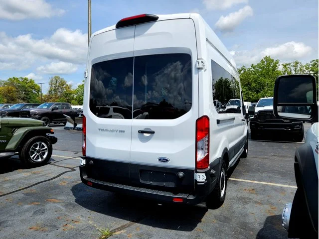 SEMINUEVOS FORD Transit-350 Passenger Van at Columbus in Bob Caldwell Chrysler Jeep Dodge Ram