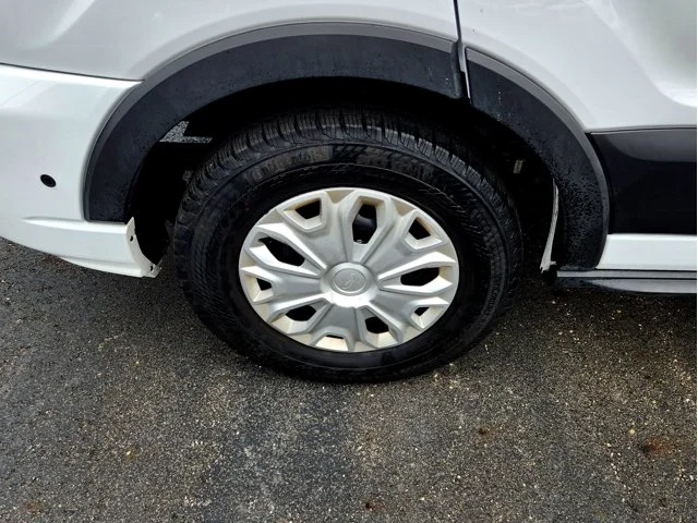 SEMINUEVOS FORD Transit-350 Passenger Van at Columbus in Bob Caldwell Chrysler Jeep Dodge Ram