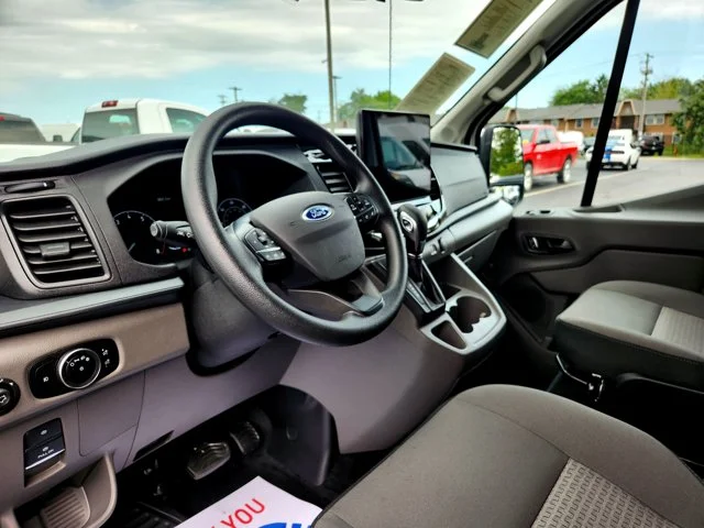 SEMINUEVOS FORD Transit-350 Passenger Van at Columbus in Bob Caldwell Chrysler Jeep Dodge Ram