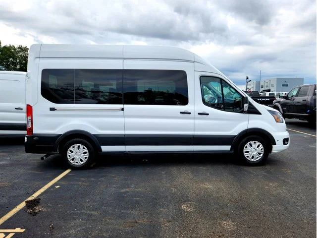 SEMINUEVOS FORD Transit-350 Passenger Van at Columbus in Bob Caldwell Chrysler Jeep Dodge Ram
