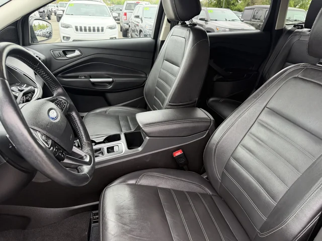 SEMINUEVOS FORD Escape a Estados en autogozo
