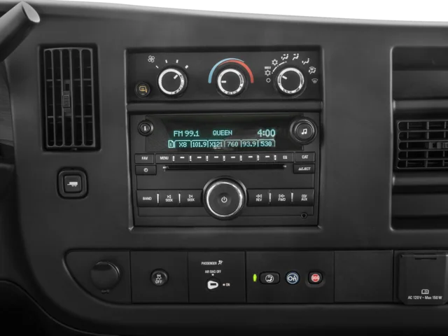 SEMINUEVOS CHEVROLET Express 3500 at Columbus in Bob Caldwell Chrysler Jeep Dodge Ram