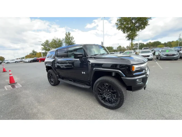 Nuevos GMC HUMMER EV SUV at Matthews in Liberty Buick GMC