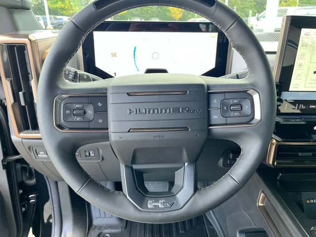 Nuevos GMC HUMMER EV SUV at Matthews in Liberty Buick GMC