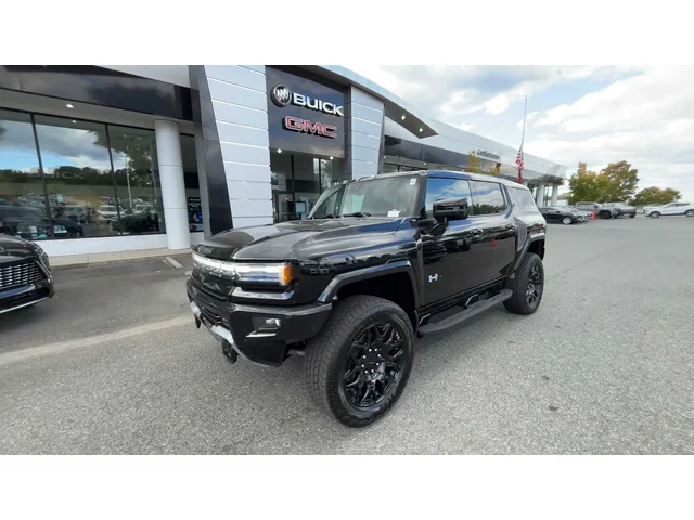 Nuevos GMC HUMMER EV SUV at Matthews in Liberty Buick GMC