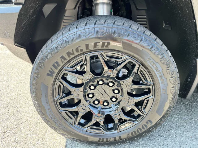 Nuevos GMC HUMMER EV SUV at Matthews in Liberty Buick GMC
