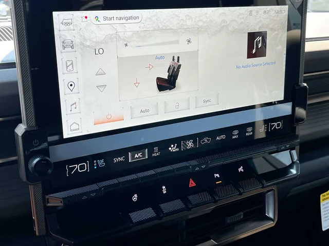 Nuevos GMC HUMMER EV SUV at Matthews in Liberty Buick GMC