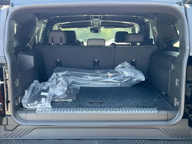 Nuevos GMC HUMMER EV SUV at Matthews in Liberty Buick GMC