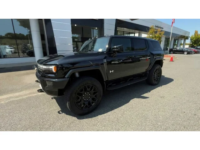 Nuevos GMC HUMMER EV SUV at Matthews in Liberty Buick GMC