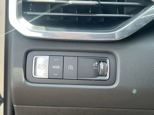 Nuevos GMC ACADIA at Matthews in Liberty Buick GMC