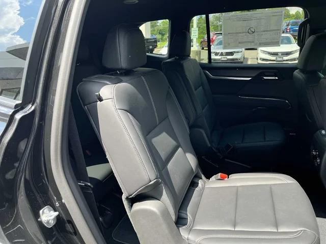 Nuevos GMC ACADIA at Matthews in Liberty Buick GMC
