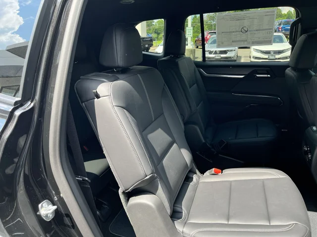 Nuevos GMC ACADIA at Matthews in Liberty Buick GMC