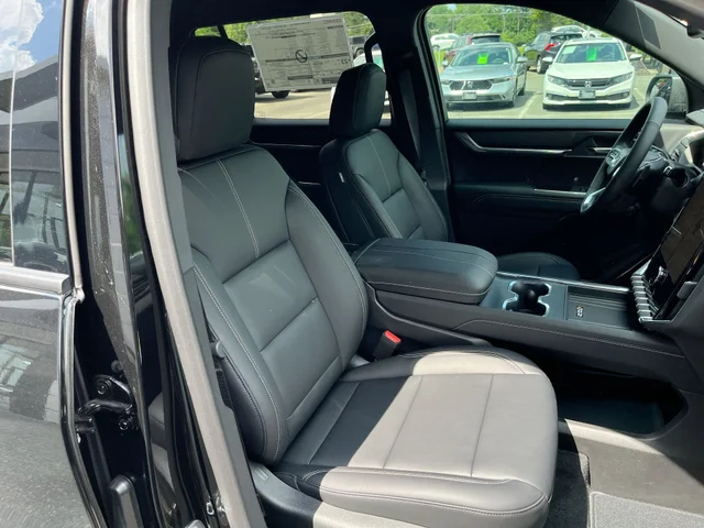 Nuevos GMC ACADIA at Matthews in Liberty Buick GMC