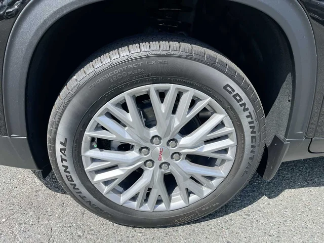 Nuevos GMC ACADIA at Matthews in Liberty Buick GMC