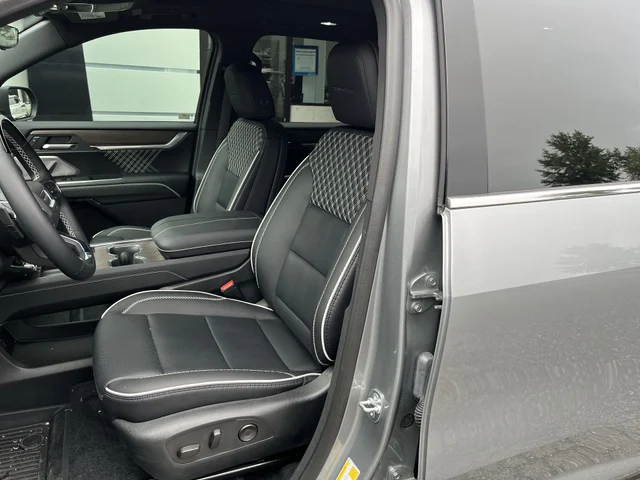 Nuevos GMC ACADIA at Matthews in Liberty Buick GMC