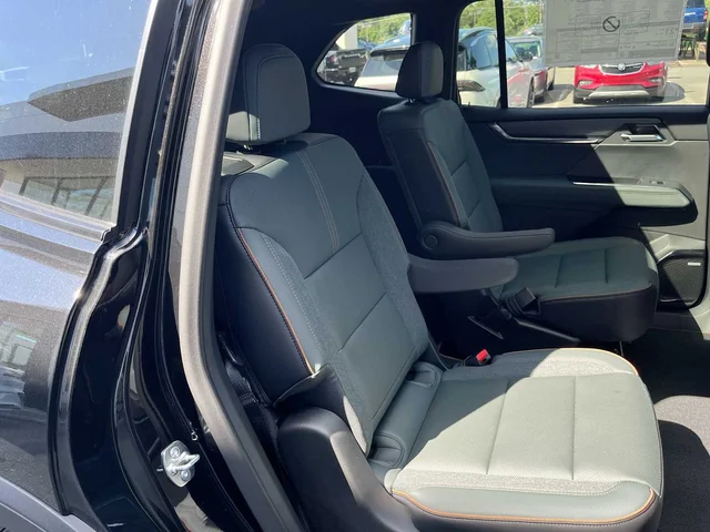 Nuevos GMC ACADIA at Matthews in Liberty Buick GMC