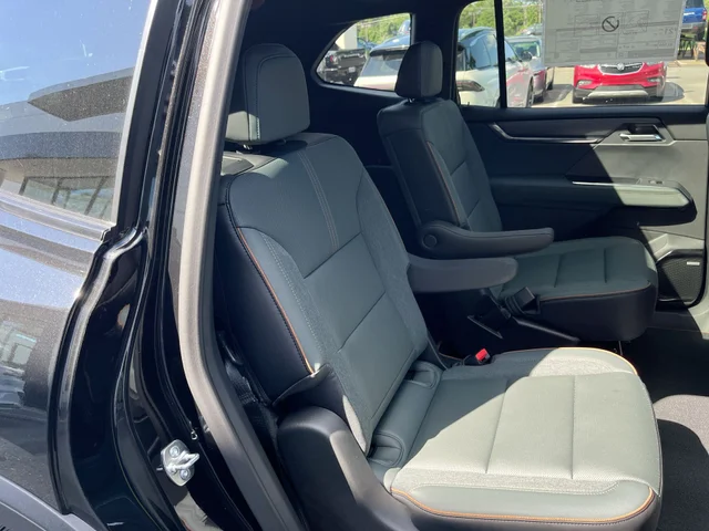 Nuevos GMC ACADIA at Matthews in Liberty Buick GMC