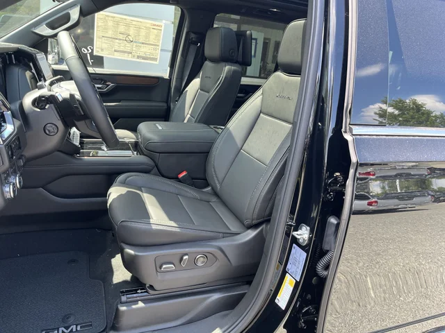 Nuevos GMC YUKON at Matthews in Liberty Buick GMC