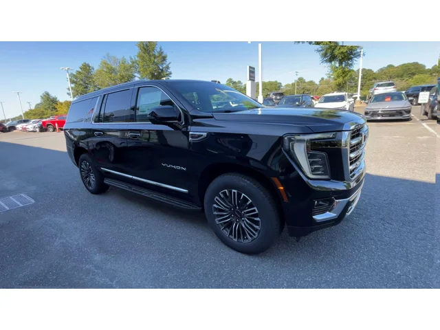 Nuevos GMC YUKON XL at Matthews in Liberty Buick GMC