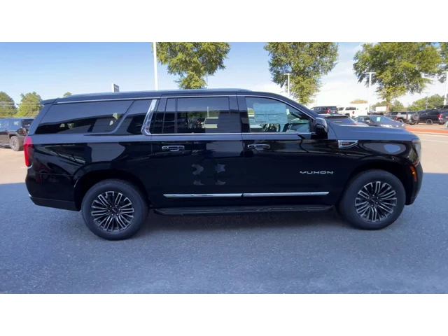Nuevos GMC YUKON XL at Matthews in Liberty Buick GMC