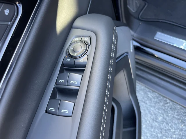 Nuevos GMC YUKON XL at Matthews in Liberty Buick GMC