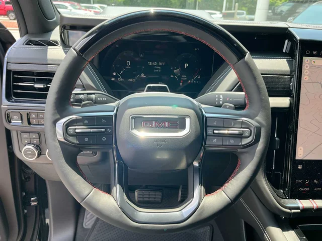 Nuevos GMC YUKON at Matthews in Liberty Buick GMC