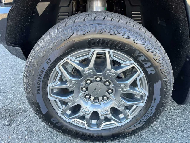 Nuevos GMC HUMMER EV PICKUP at Matthews in Liberty Buick GMC