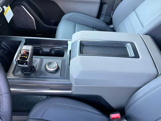 Nuevos GMC HUMMER EV PICKUP at Matthews in Liberty Buick GMC