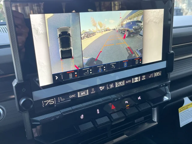 Nuevos GMC HUMMER EV PICKUP at Matthews in Liberty Buick GMC