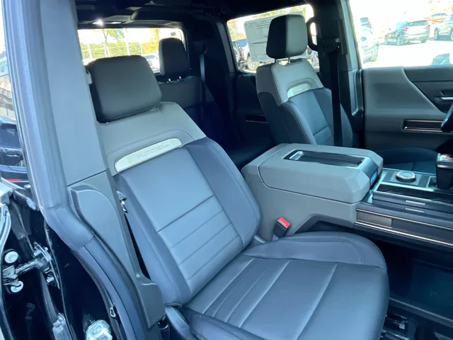 Nuevos GMC HUMMER EV PICKUP at Matthews in Liberty Buick GMC