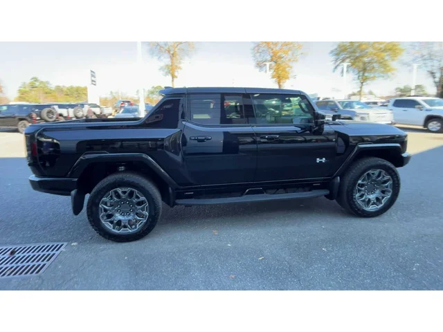 Nuevos GMC HUMMER EV PICKUP at Matthews in Liberty Buick GMC