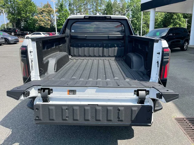 Nuevos GMC SIERRA EV at Matthews in Liberty Buick GMC