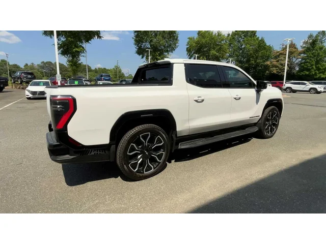 Nuevos GMC SIERRA EV at Matthews in Liberty Buick GMC
