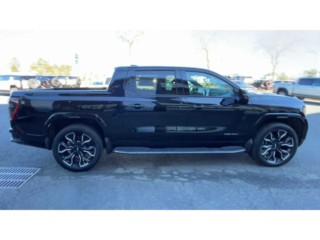 Nuevos GMC SIERRA EV at Matthews in Liberty Buick GMC