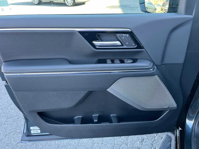Nuevos GMC SIERRA EV at Matthews in Liberty Buick GMC