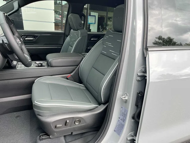 Nuevos GMC SIERRA EV at Matthews in Liberty Buick GMC