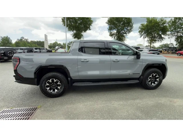Nuevos GMC SIERRA EV at Matthews in Liberty Buick GMC