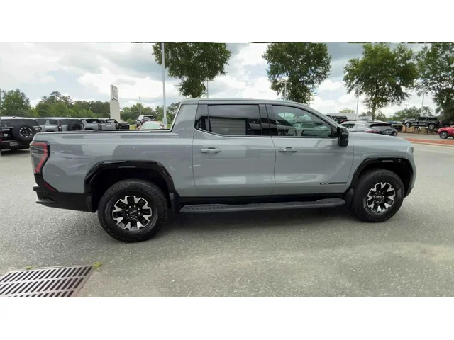 Nuevos GMC SIERRA EV at Matthews in Liberty Buick GMC