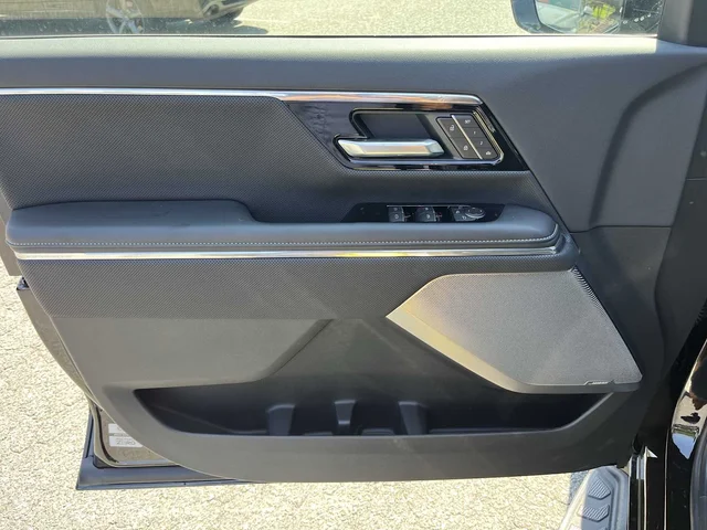 Nuevos GMC SIERRA EV at Matthews in Liberty Buick GMC