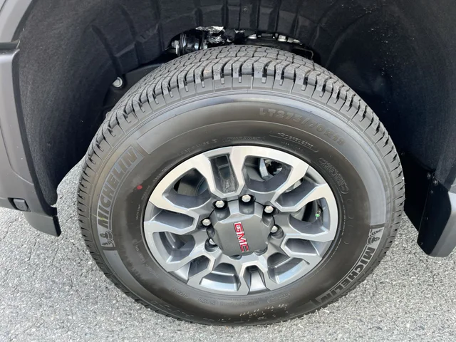 Nuevos GMC SIERRA 2500 HD at Matthews in Liberty Buick GMC