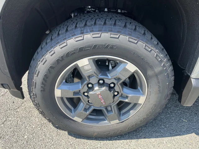 Nuevos GMC SIERRA 2500 HD at Matthews in Liberty Buick GMC