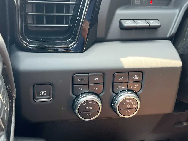 Nuevos GMC SIERRA 2500 HD at Matthews in Liberty Buick GMC