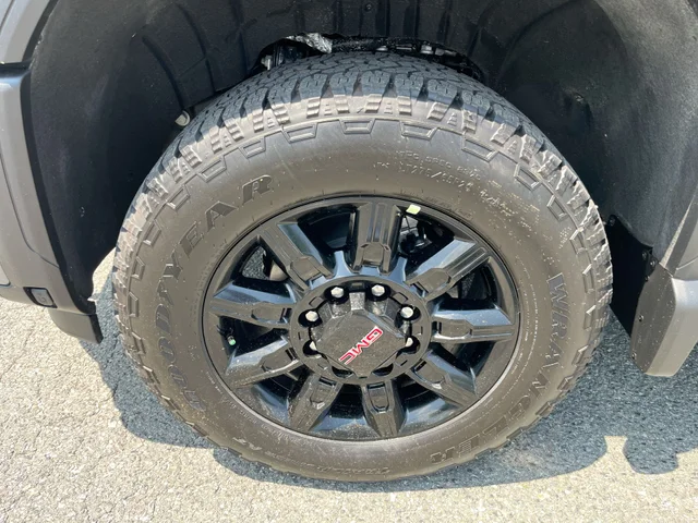 Nuevos GMC SIERRA 2500 HD at Matthews in Liberty Buick GMC