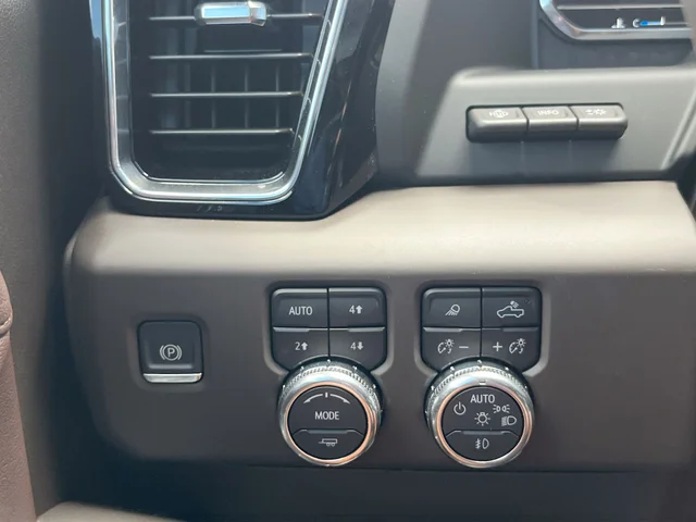 Nuevos GMC SIERRA 2500 HD at Matthews in Liberty Buick GMC