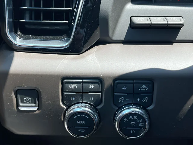 Nuevos GMC SIERRA 2500 HD at Matthews in Liberty Buick GMC