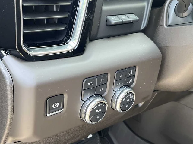 Nuevos GMC SIERRA 2500 HD at Matthews in Liberty Buick GMC