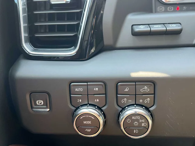 Nuevos GMC SIERRA 2500 HD at Matthews in Liberty Buick GMC