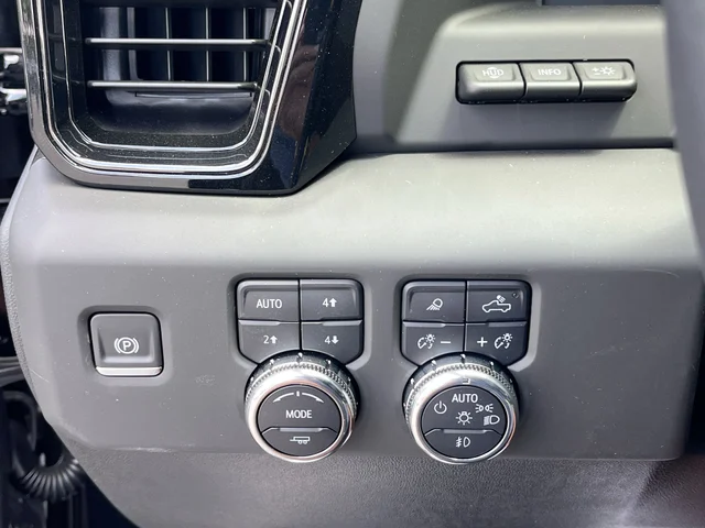 Nuevos GMC SIERRA 2500 HD at Matthews in Liberty Buick GMC